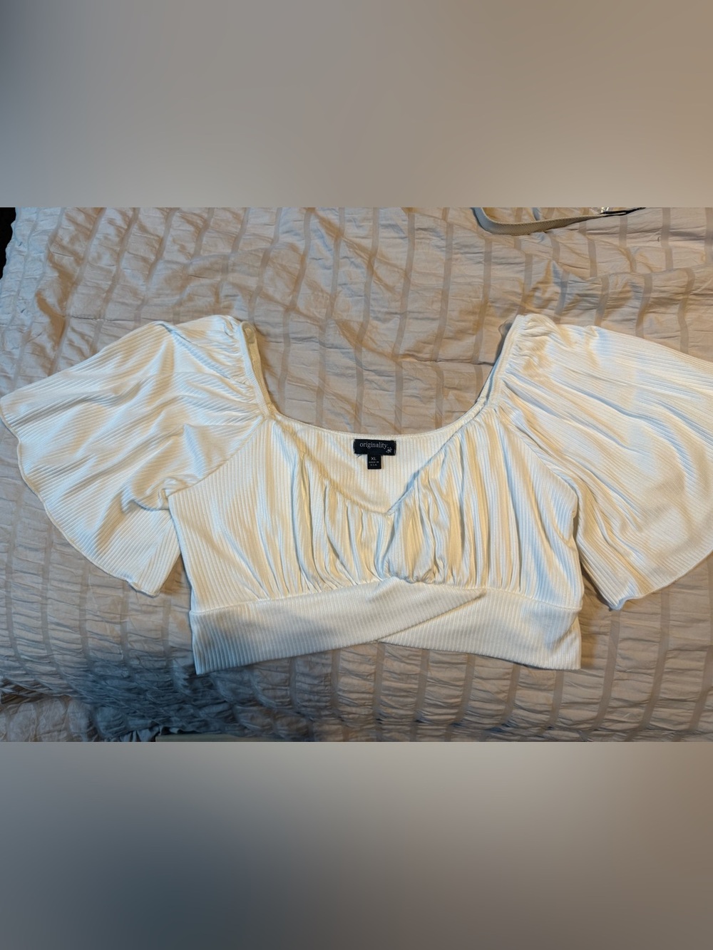 White Ribbed Puff-Sleeve Crop Top